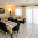 Daire Cozy Family In