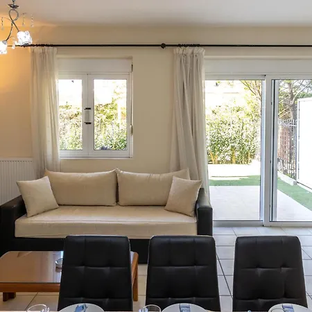 Apartment Cozy Family In *